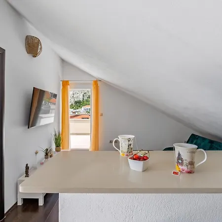 Mit Zwei Meerblick Balkonen * Omis