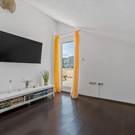 Mit Zwei Meerblick Balkonen Apartment *