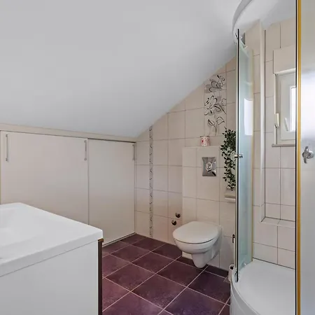 Apartment Mit Zwei Meerblick Balkonen